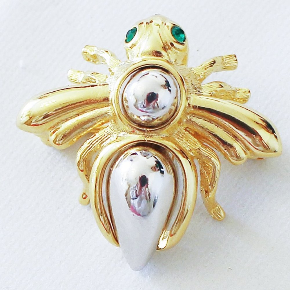 Joan Rivers Changeable Baby Bee Pin